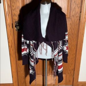Fringe enhanced front very wide collar sweater